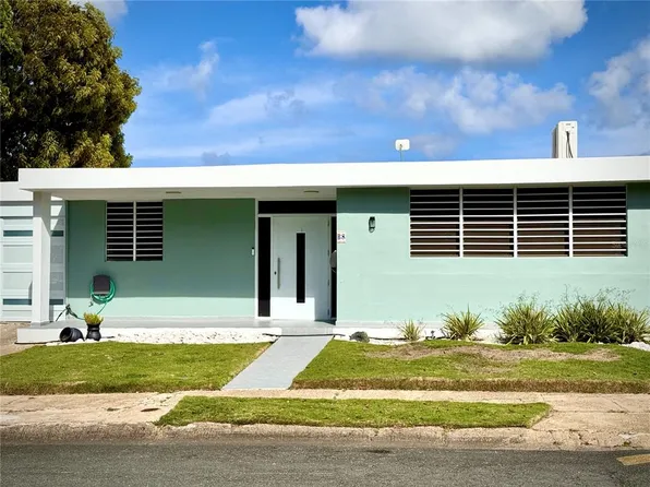 B8 Calle 8, Fajardo, PR 00738