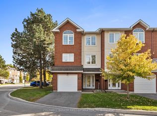 16 Wrenwood Cres, Ottawa, ON K2G5V4
