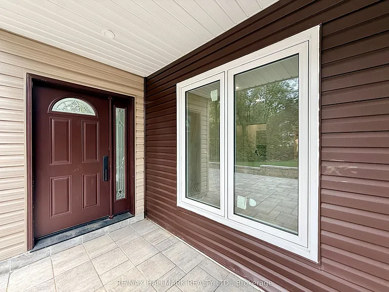 48R Bradgate Rd — Photo 7