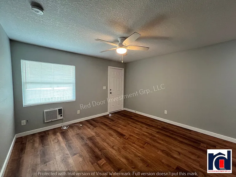 Riverside Apartments - Minutes to the River - Multiple Units Available — Photo 14