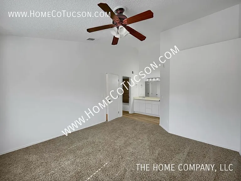 3873 S Havenhurst Dr — Photo 18