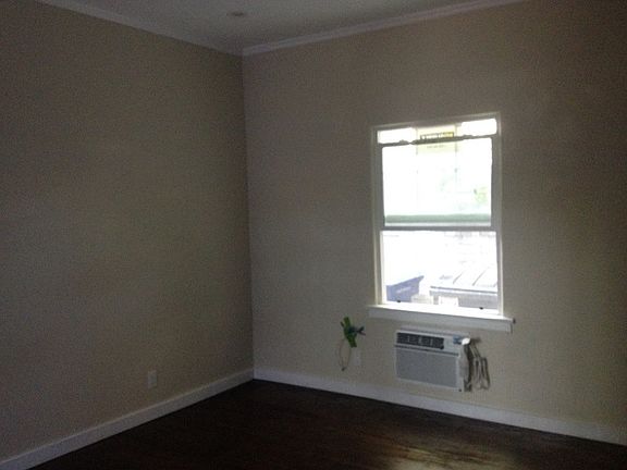 4th image of 530 N San Vicente Blvd
