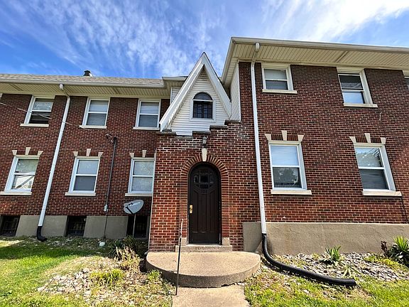 3rd image of 301 W Whitney Ave APT 201