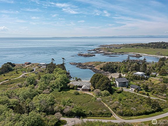 5th image of 1248 Kanaka Bay Road