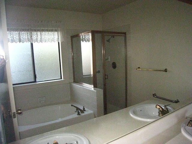 2nd image of 929 Flintrock Dr