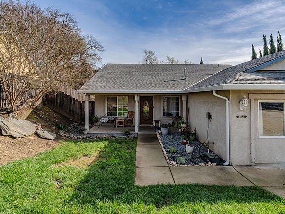 5th image of 1294 Forest Hill Dr