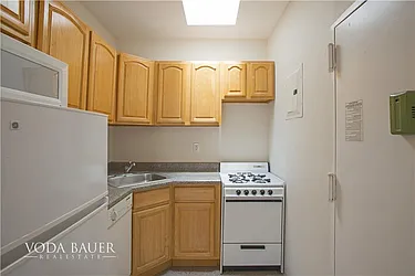 Rented by Voda Bauer Real Estate