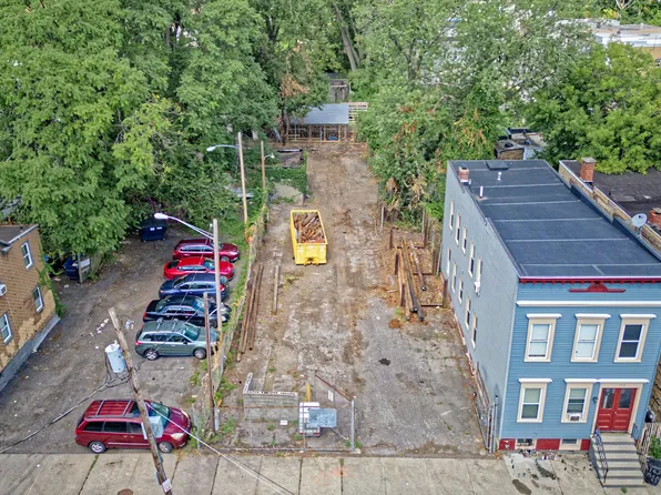 161 N Lake Avenue, Albany, NY 12206