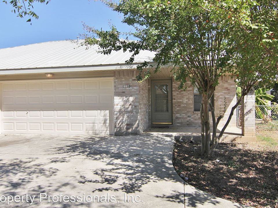 1st image of 1136 Misty Acres Dr