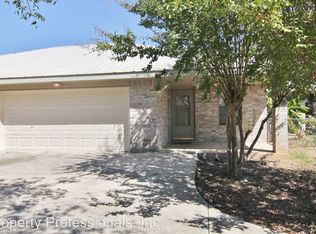 1136 Misty Acres Dr, New Braunfels, TX 78130