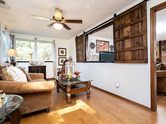 5th image of 6233 Silver Ridge Ln