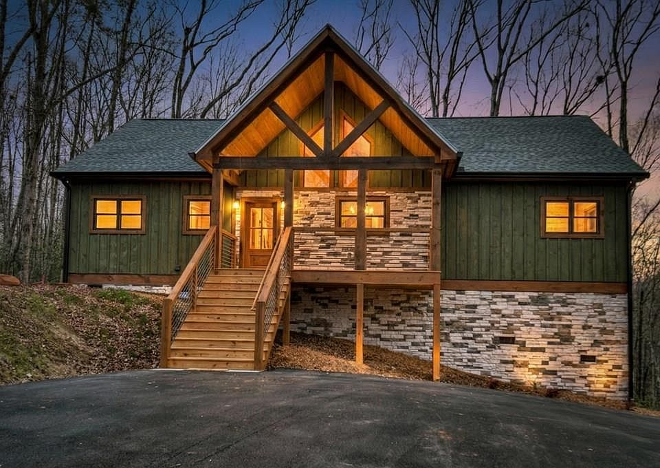 1st image of 191 Bent Wood Ln