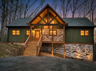191 Bent Wood Ln, Blue Ridge, GA 30513