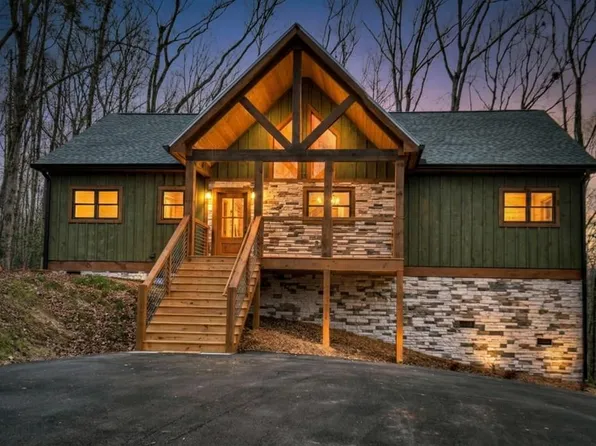 191 Bent Wood Ln, Blue Ridge, GA 30513