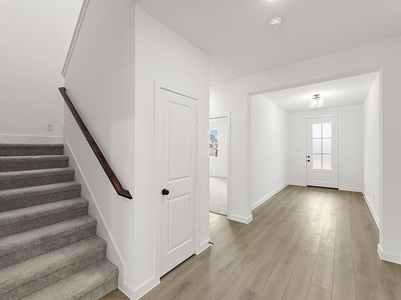 Gateway Parks - Martin Interior Image 2