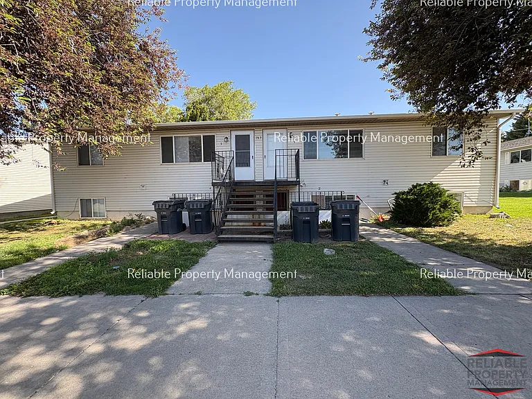 737 Cleveland St #1 — Photo 1