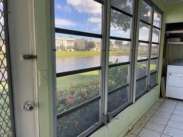 348 Monaco Park #H — Photo 15