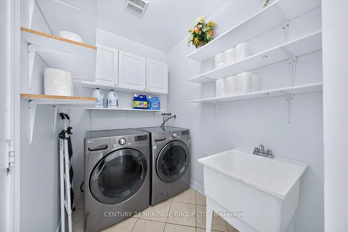 2 bed, $3,000 — Photo 3