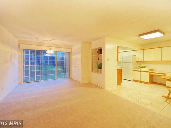 3rd image of 12111 Greenway Ct APT 174