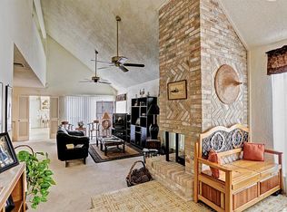 17158 Beaver Springs Dr, Houston, TX 77090