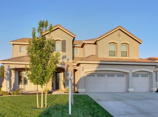 9925 Winkle Cir, Elk Grove, CA 95757