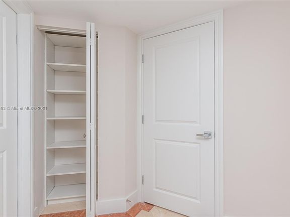 4th image of 5757 Collins Ave #Penthouse