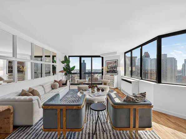 330 E 75th St #28BC, New York, NY 10021