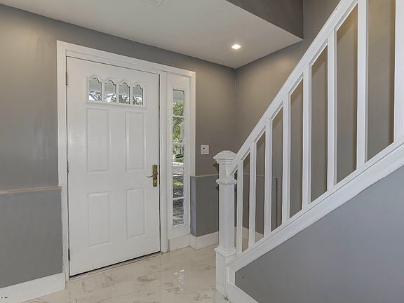 5th image of 687 Northstream Dr