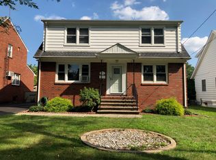 27 Inwood St, Clifton, NJ 07011