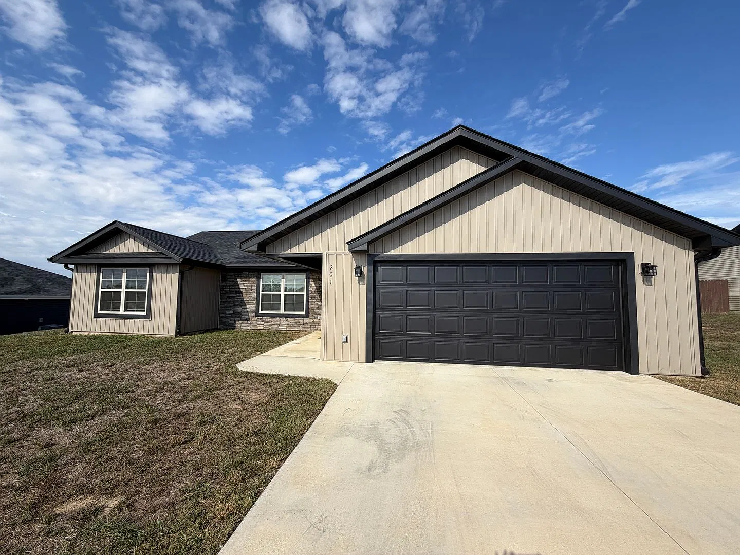 Beautiful home close to FLW — Photo 2