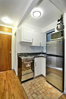 Rented by Bold New York | media 10