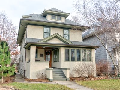 728 N Grove Ave, Oak Park, IL, 60302