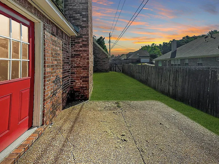 3903 Black Walnut Dr — Photo 19
