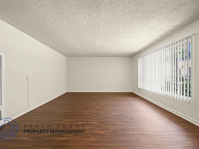 8439 Adams St. — Photo 14