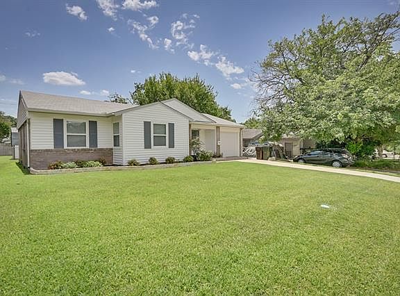 4th image of 1418 Meadowcrest Dr