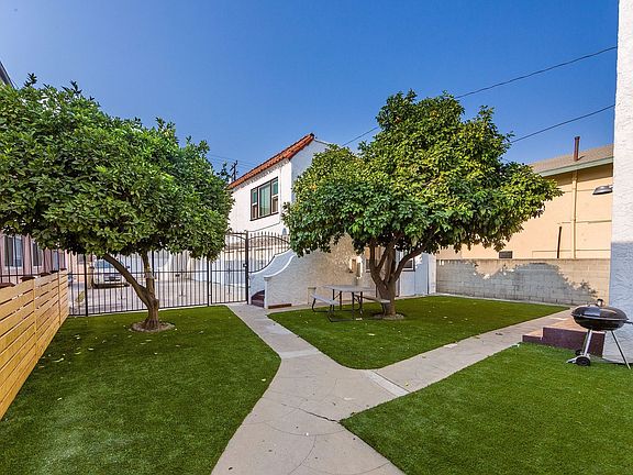 3rd image of 1116 E 5th St APT 8