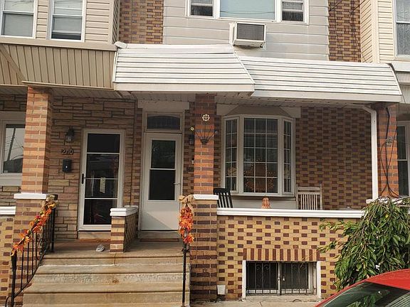 2nd image of 2708 E Ontario St