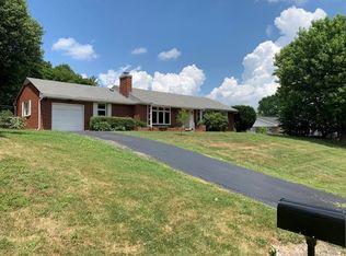 114 Ridge Rd, Lebanon, VA 24266