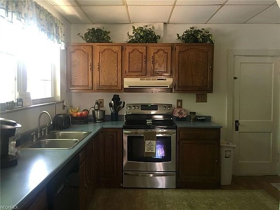 5th image of 1601 Washington Ave