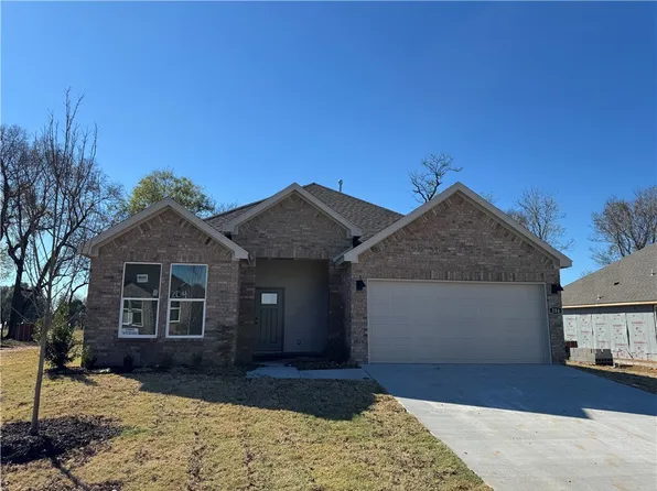 204 N Yona Ln, Farmington, AR 72730