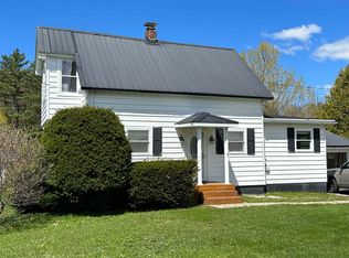 34 Baptist St, Graniteville, VT 05654