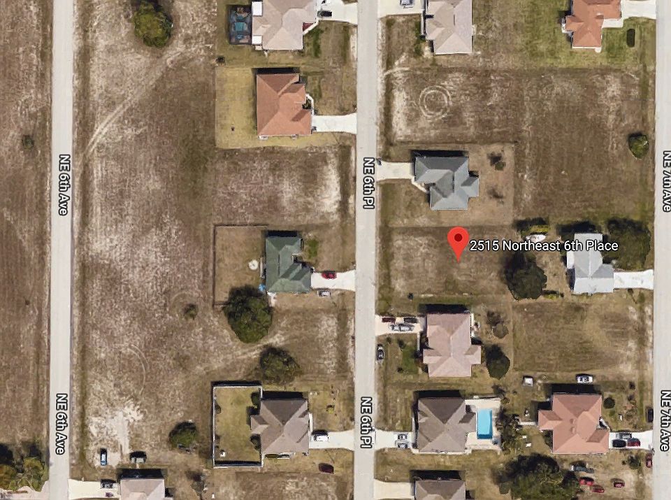 2nd image of 2515 NE 6th Pl