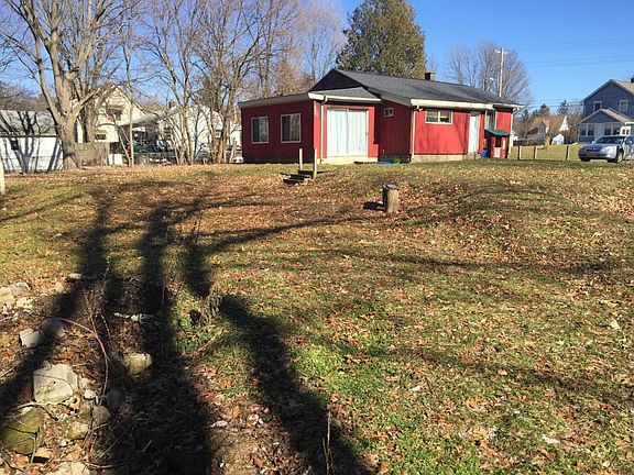 4th image of 123 Miller Ave