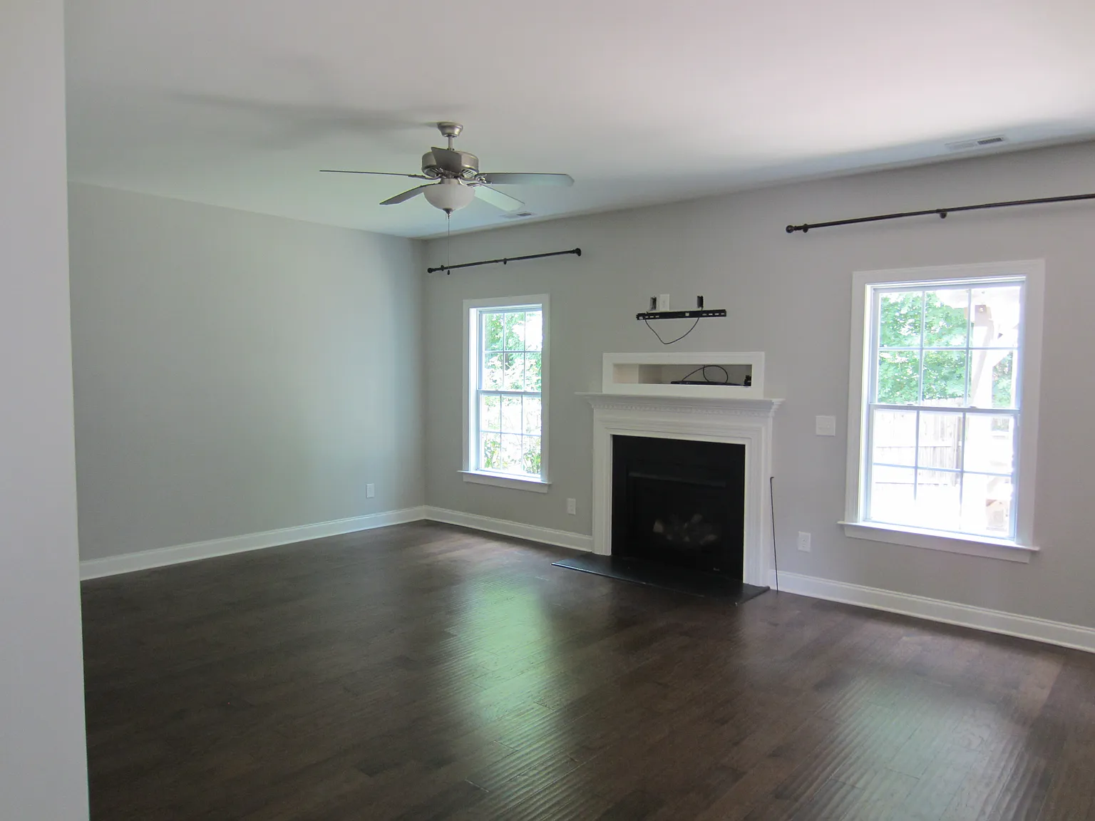 4 bed, 3200 sqft, $2,700 — Photo 4