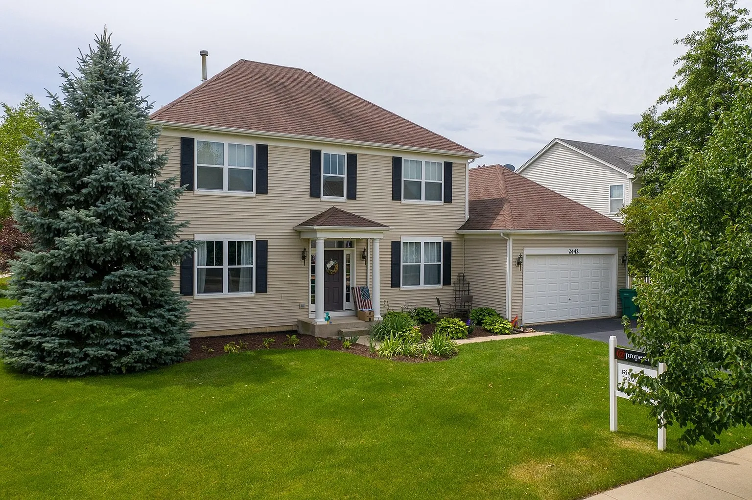 2442 Trailside Ln photo 1