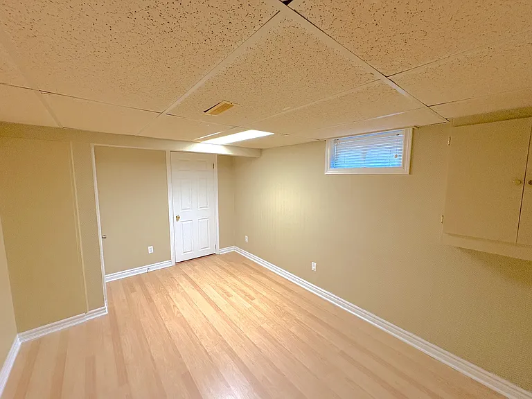 39 Elma St — Photo 34