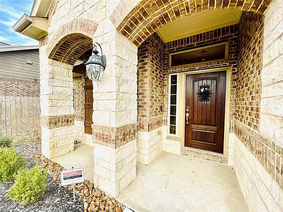 4th image of 17906 Sulgrave Dr