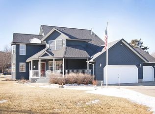 1815 Highfield Rd, Saint Cloud, MN 56301