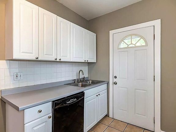 2nd image of 2633 Brannon Ave