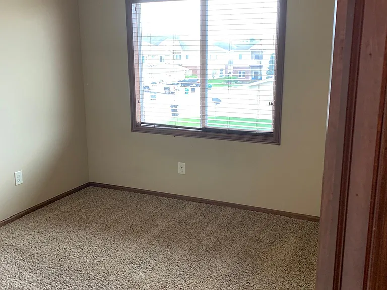 1204 NE 7th Ln — Photo 11